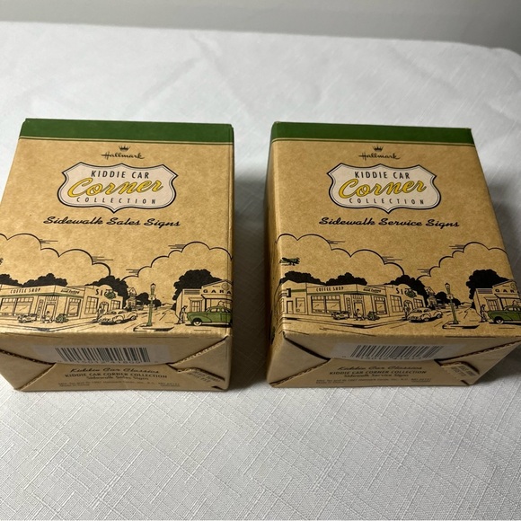 NEW Hallmark Kiddie Car Classics Collectible Garage + billboard Signs Gas pumps - Picture 16 of 16